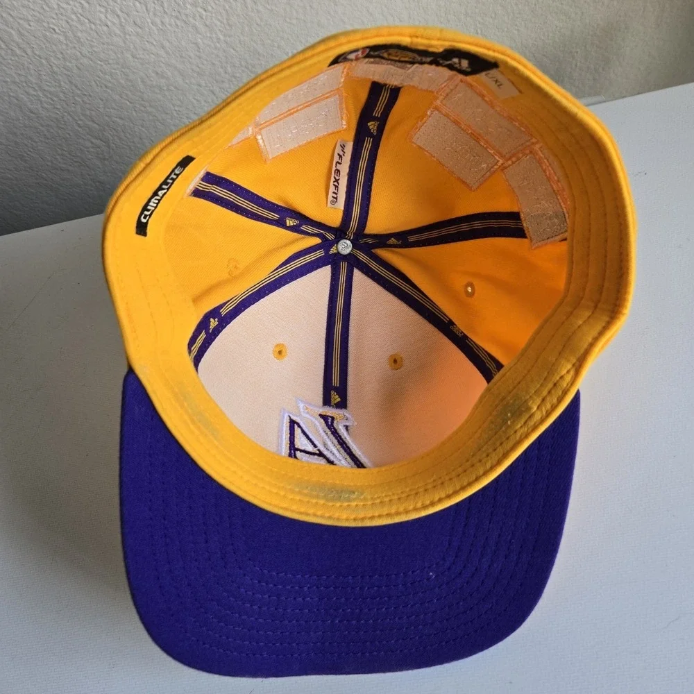 Adidas LA Lakers 16 X World Champions Patches Hat Men's L/XL Yellow‎ Gold NBA